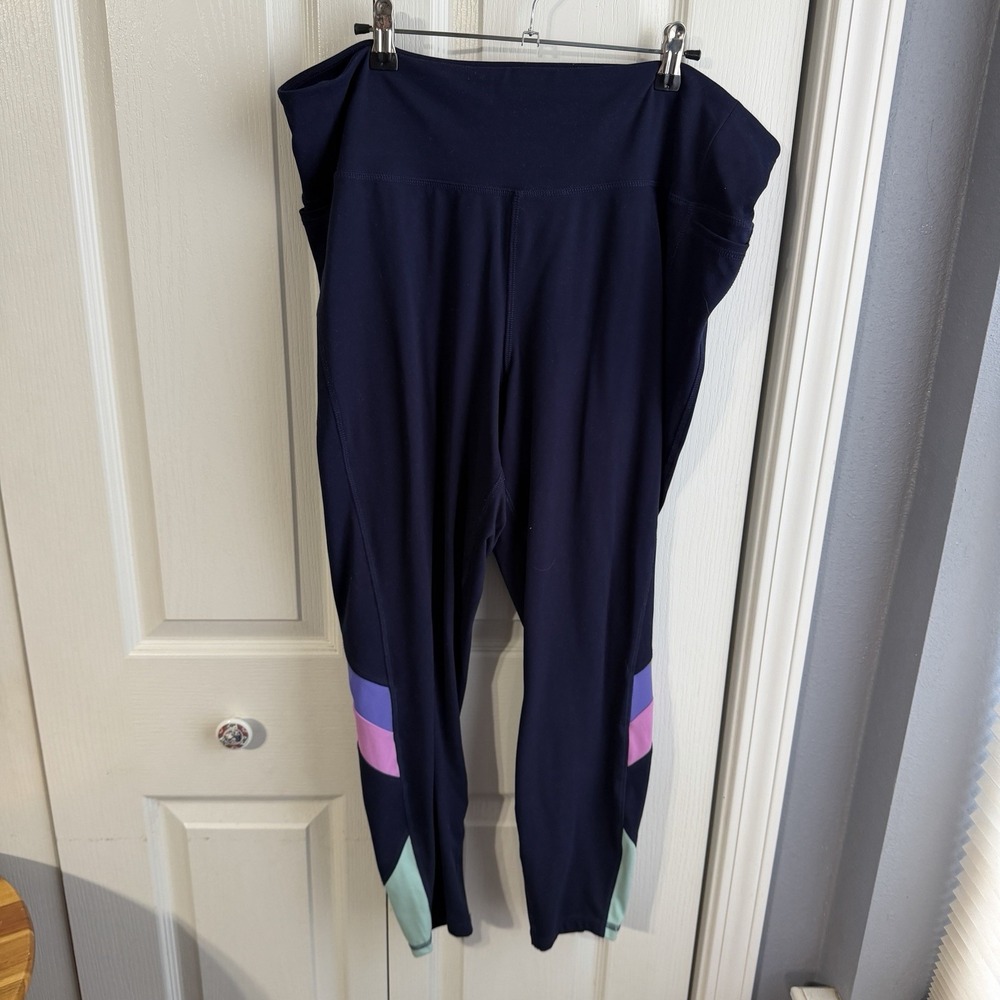 Livi Active Multicolor Soft 7/8 Leggings Women's Size 22/24 Workout Gym Travel